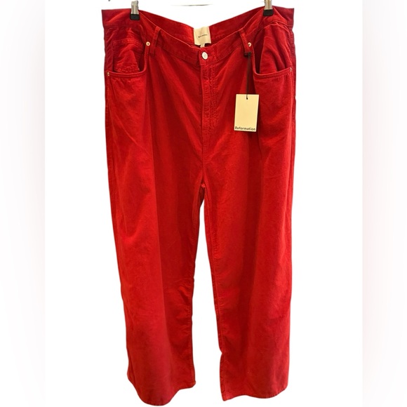 Reformation NWT 
Eden Wide Leg Corduroy Pants in Red Sz 25 & 33 - Picture 8 of 11